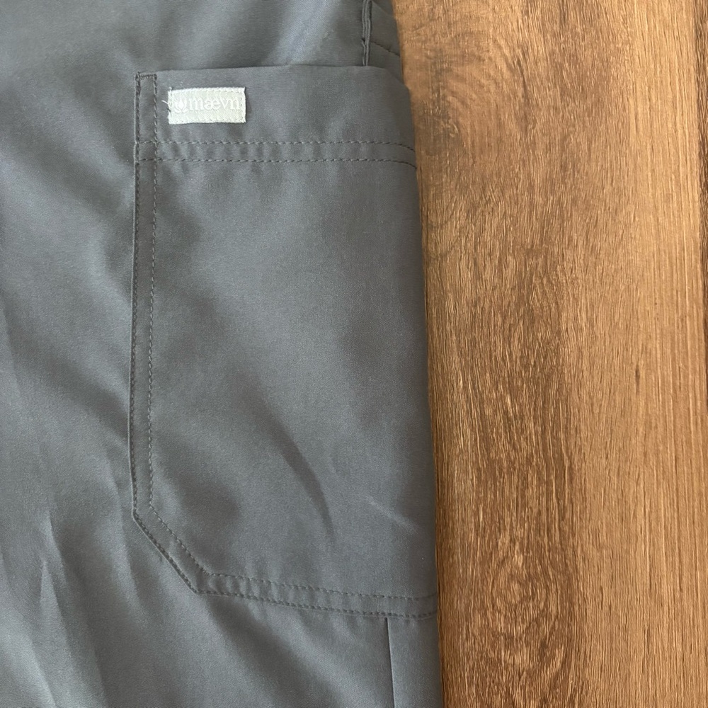 Momentum by Maevn Men's Fly Front Cargo Pant Scrubs Grey‎ XXL Stretch Waist - Picture 5 of 9